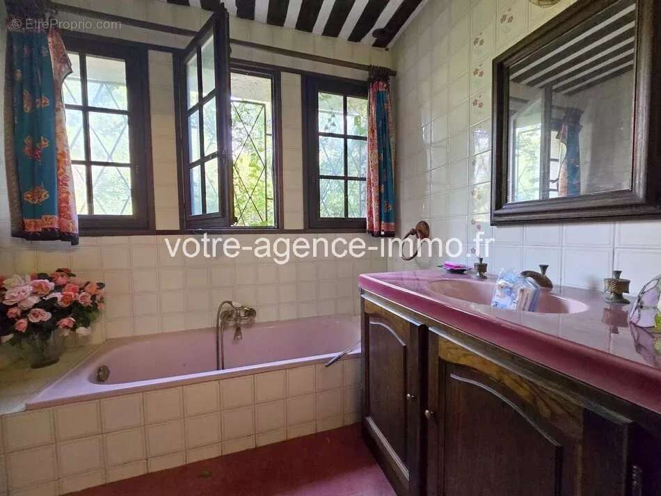 Maison à LA GAUDE