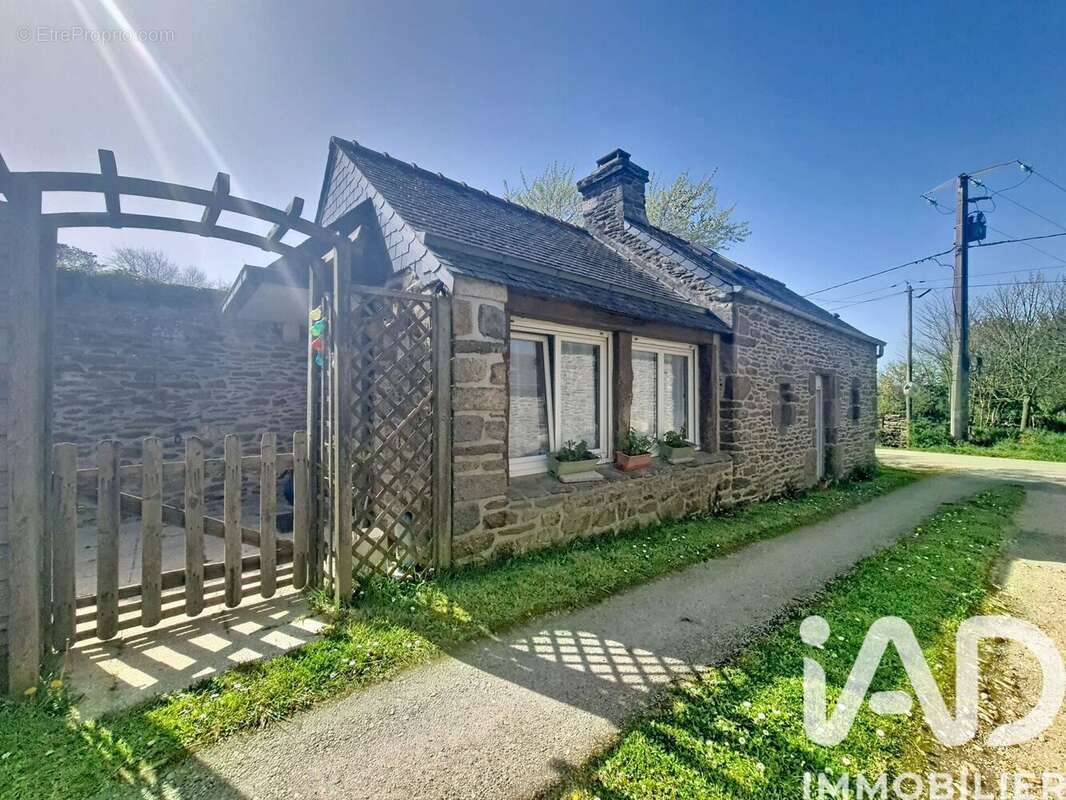 Photo 2 - Maison à PLOUGONVELIN