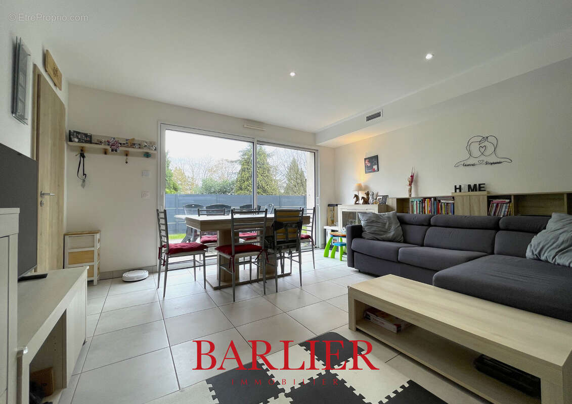 Appartement à ERNOLSHEIM-BRUCHE