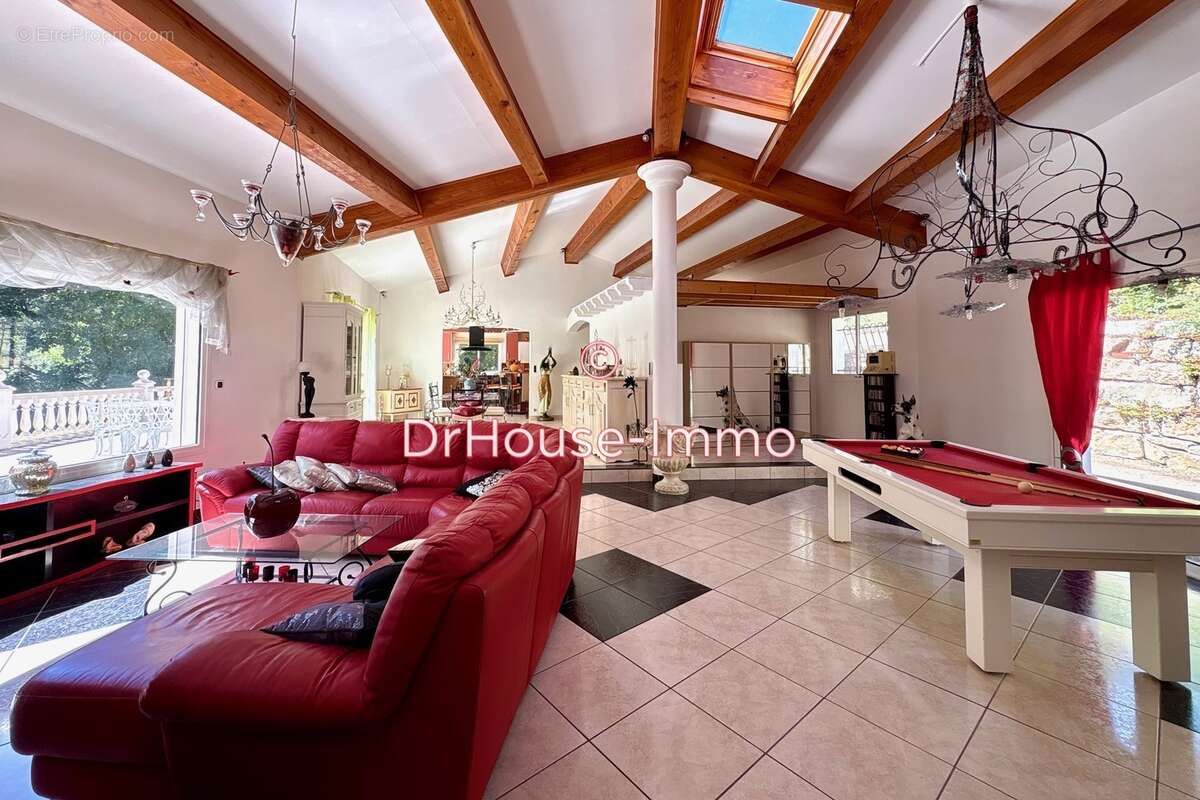 Maison 200 m² à Limoux  - photo 25