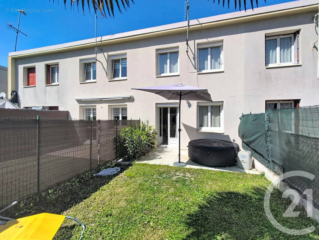Maison à DAMMARIE-LES-LYS