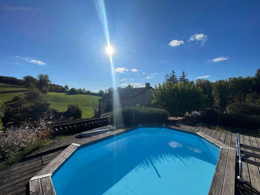 Maison à SAINTE-ALVERE