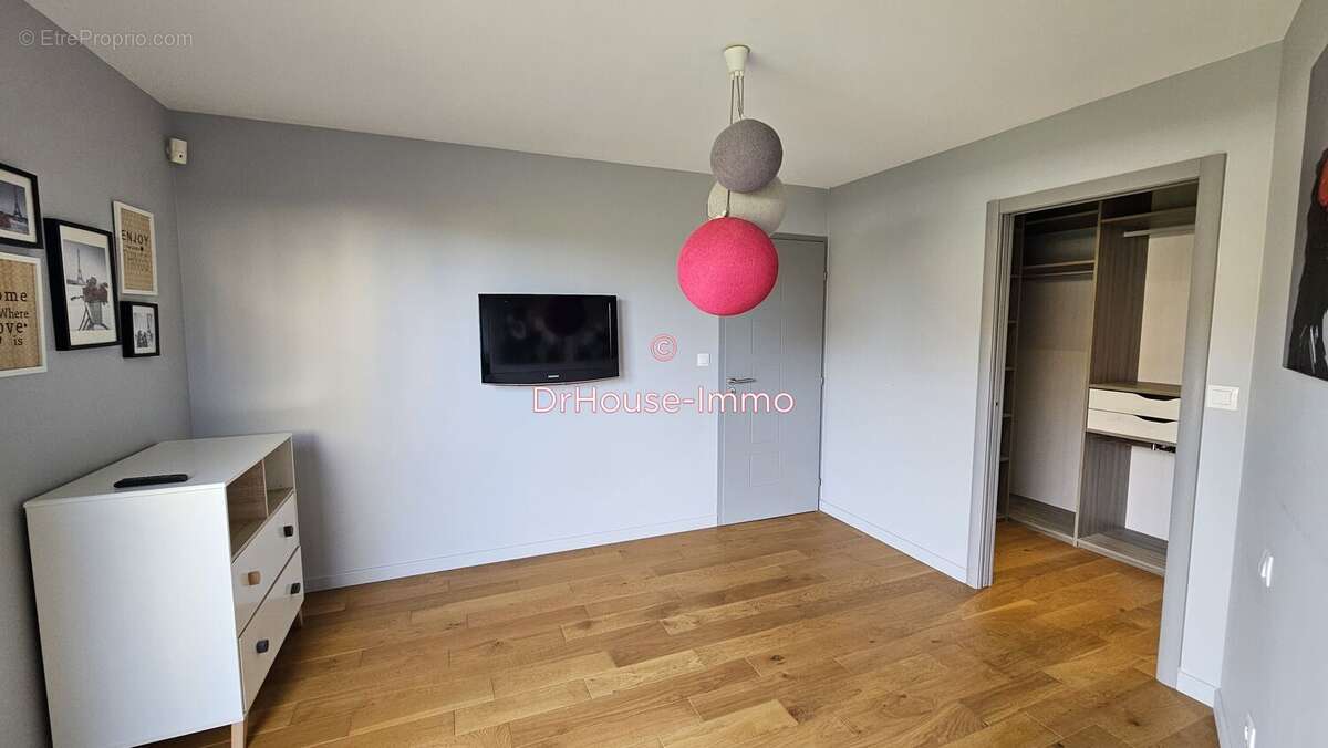 Maison à SAVIGNE-L'EVEQUE