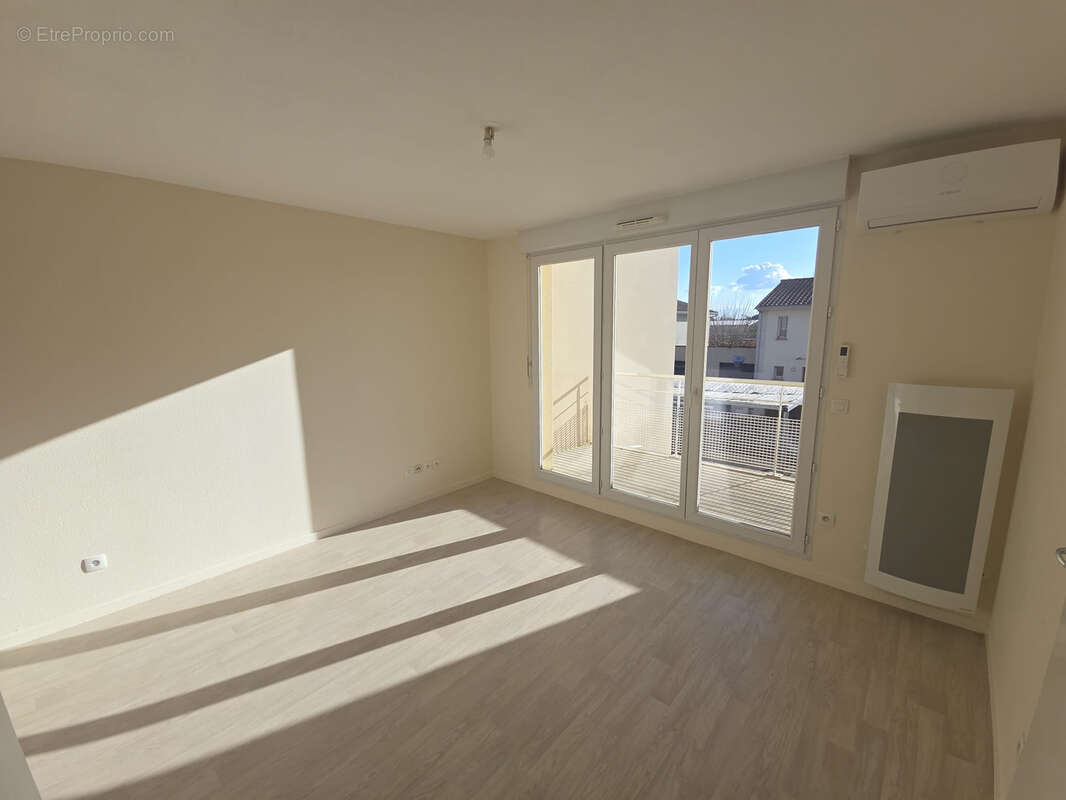 Appartement à CASTELGINEST