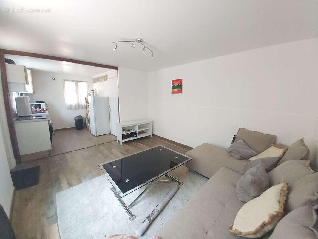 Appartement Villemomble 2 pièce(s) 36 m2 - photo 2