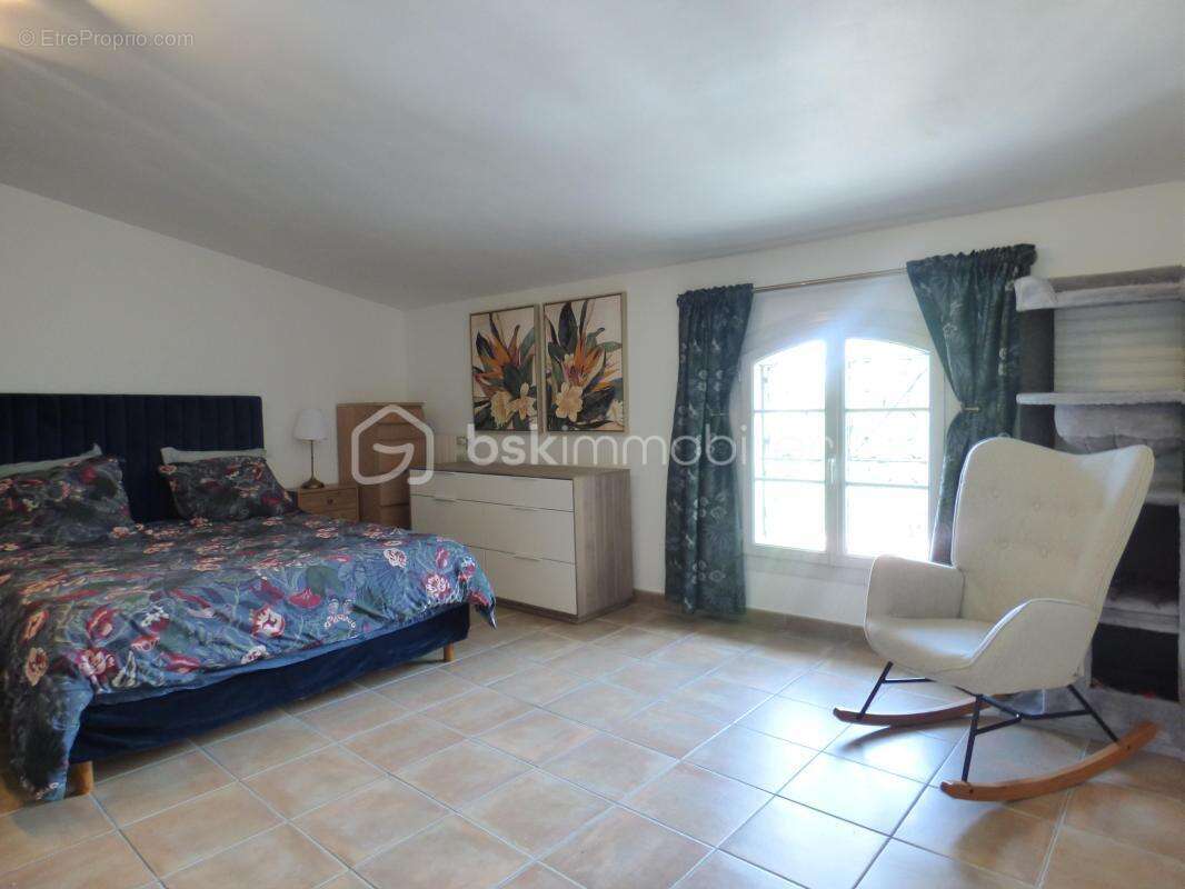 Maison à GRANS