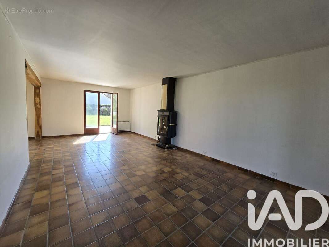 Photo 4 - Maison à NOGENT-SUR-VERNISSON