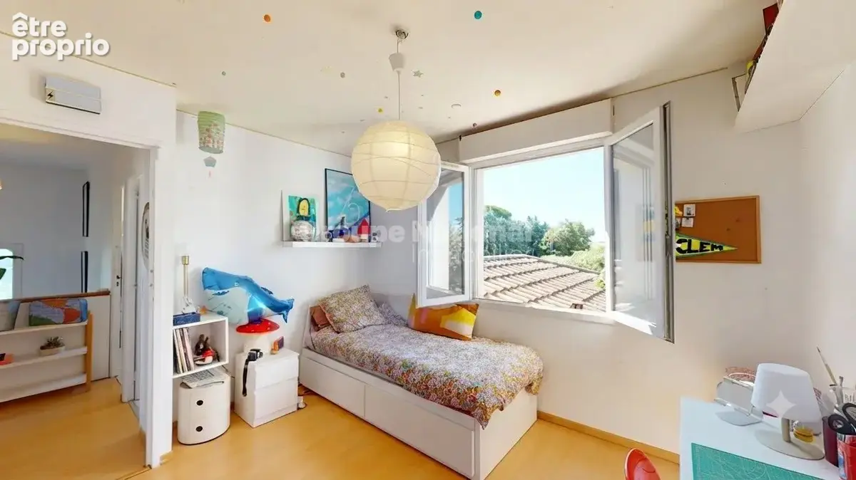 Maison Lunel 5 chambres, piscine, 140 m2 sur 756m2 - photo 11