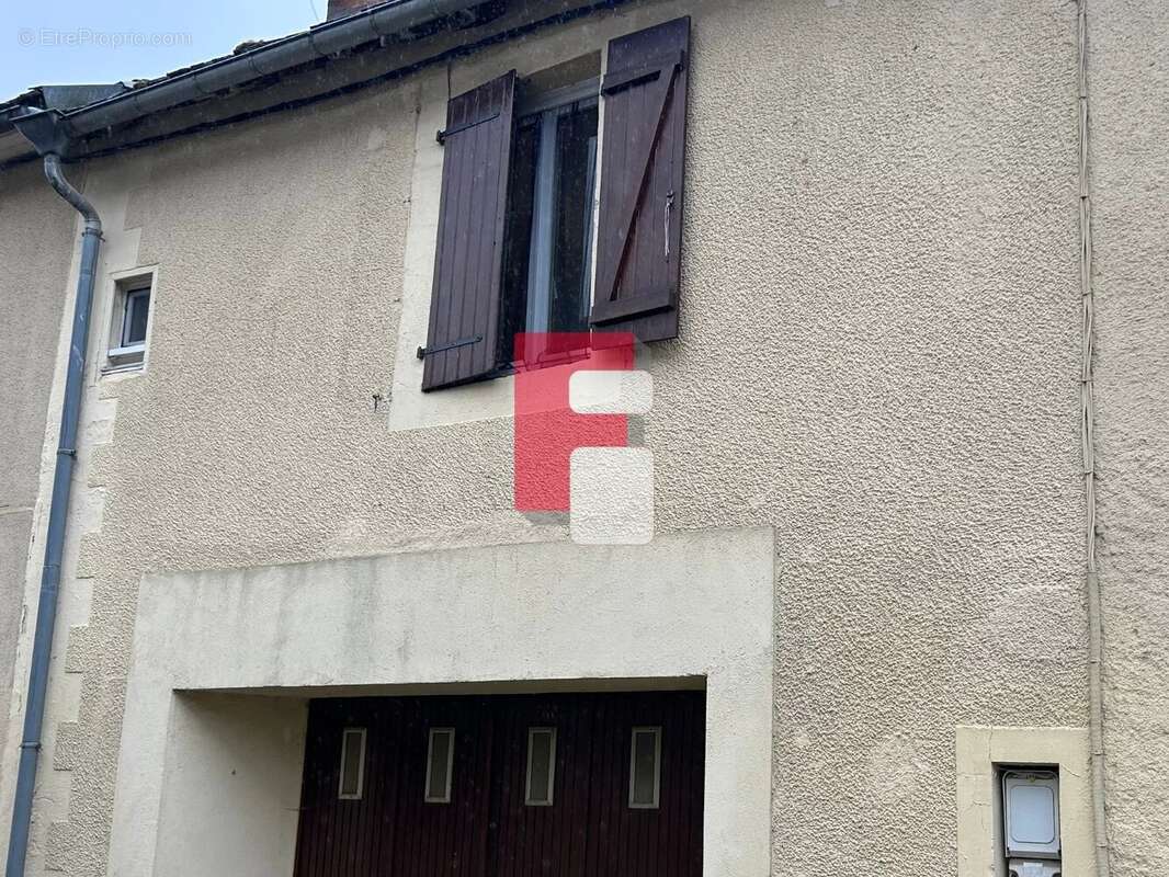 Maison à VENDEUVRE-SUR-BARSE