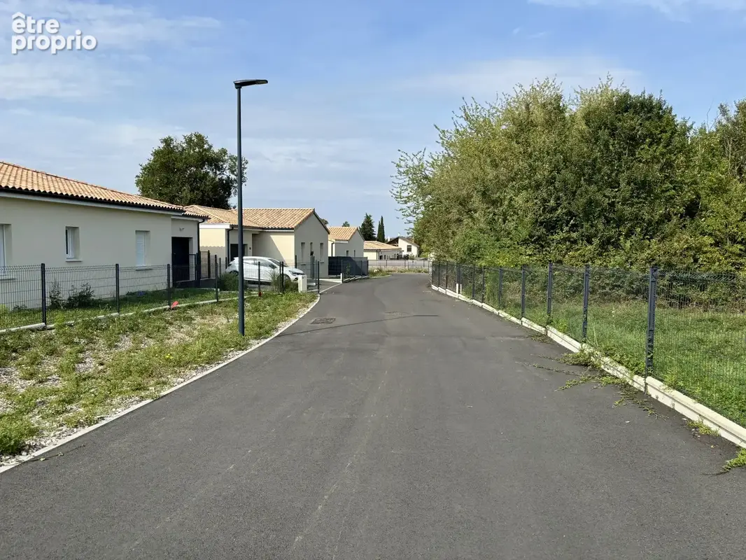 Terrain viabilisé - lot 23 - photo 3