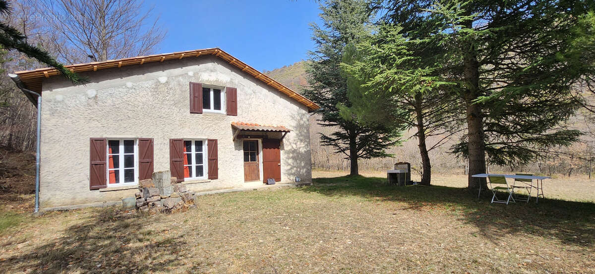 Maison à THOARD