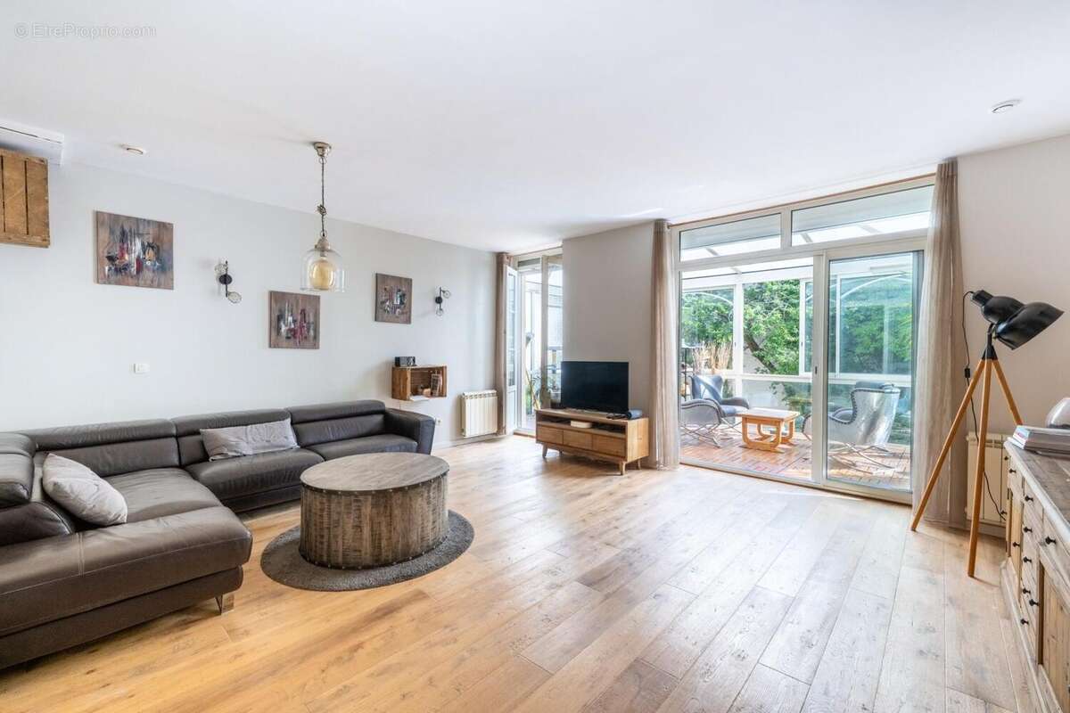Photo 2 - Appartement à POISSY