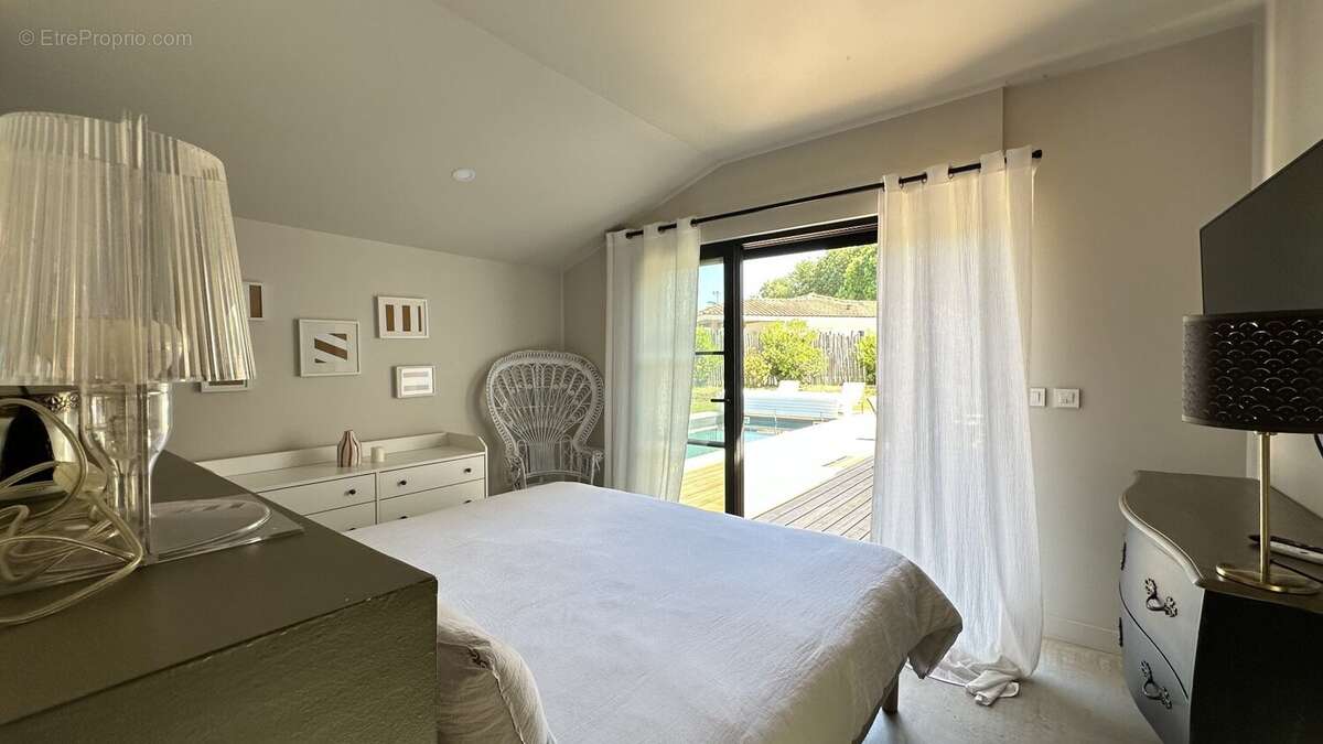 Maison à SAINT-MARTIN-DE-SEIGNANX