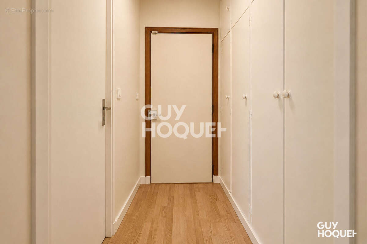 Studio 28 m² sans vis-à-vis - dernier étage - photo 8