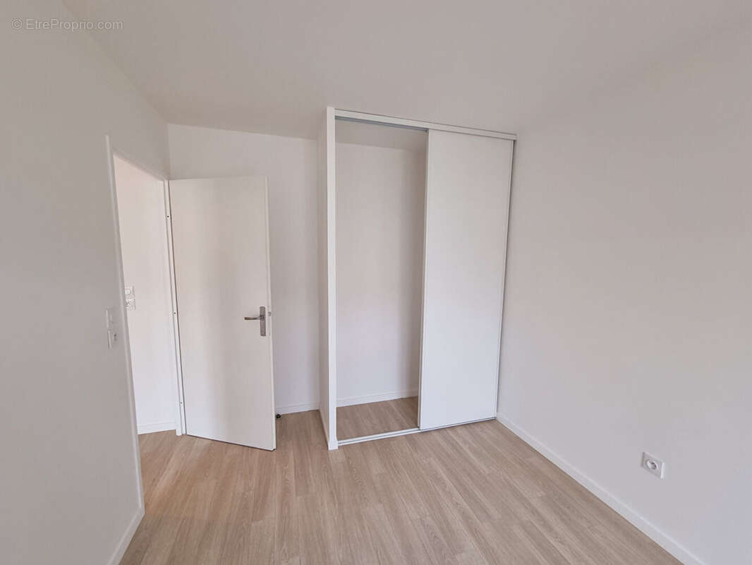 Appartement à VILLABE