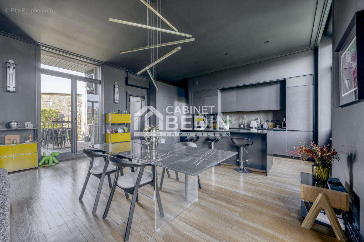 Appartement à BORDEAUX