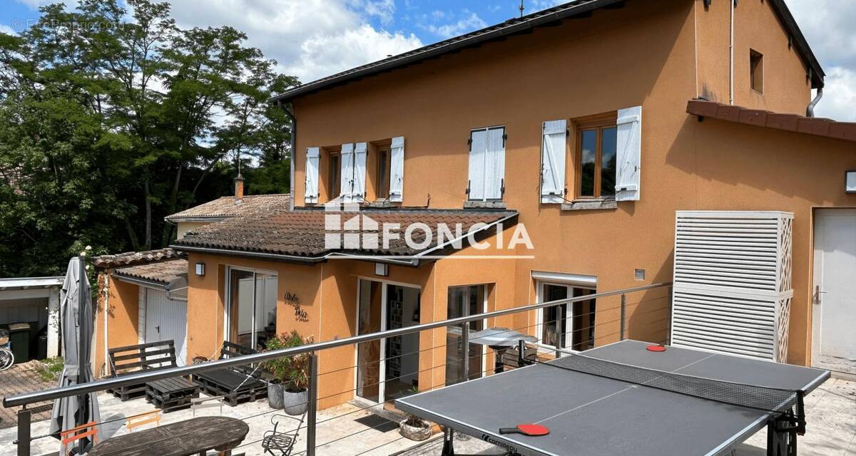 Maison à SATHONAY-VILLAGE