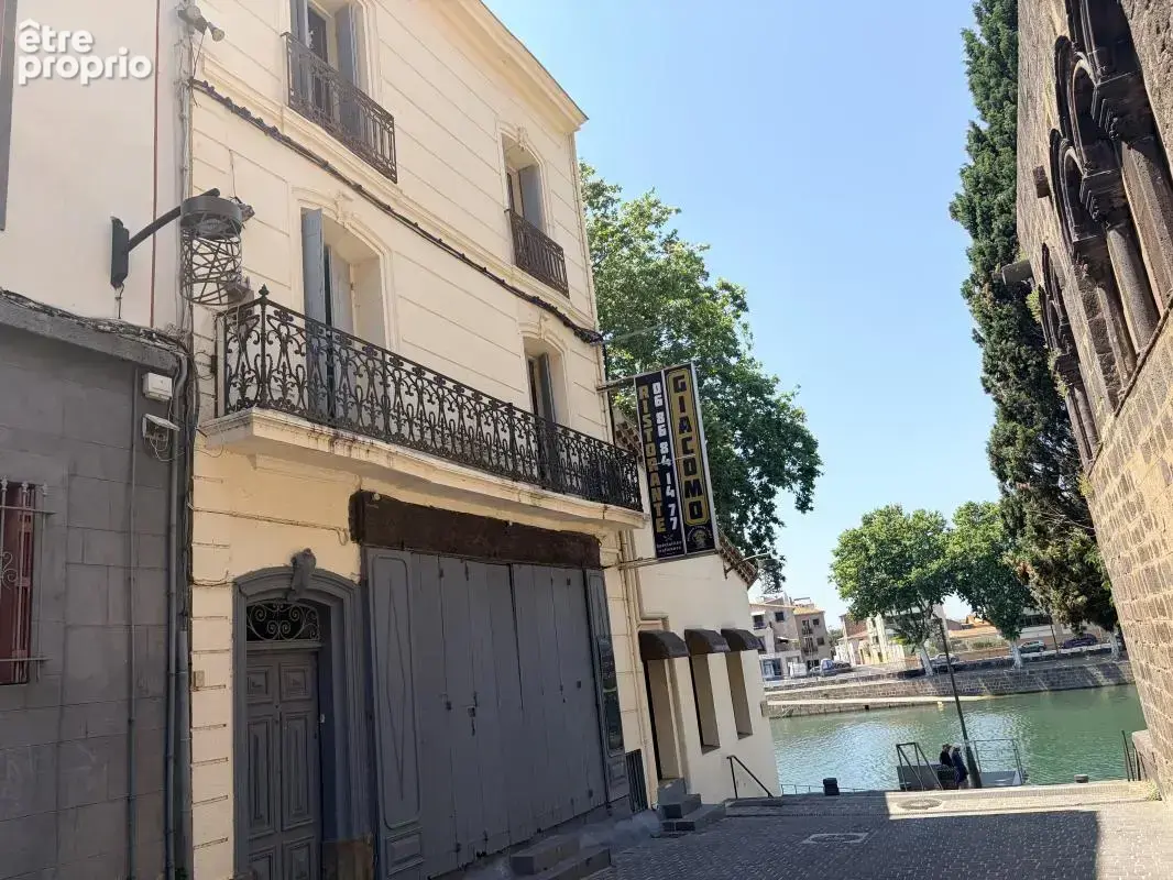 Commerce à AGDE