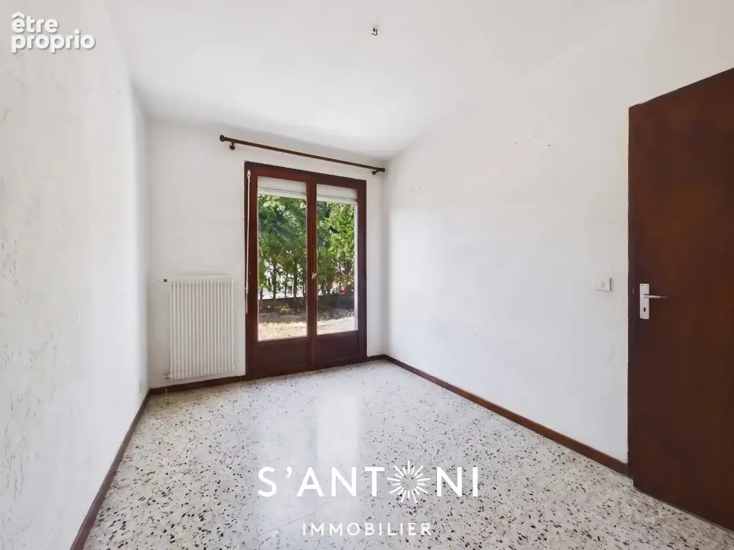 LA PEYRADE- Potentiel exceptionnel pour cette maison de plain-pied à rénover ! - photo 6