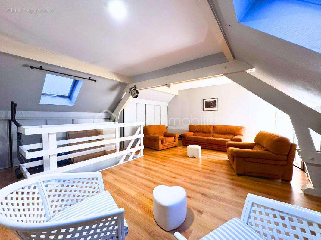 Appartement à OZOIR-LA-FERRIERE