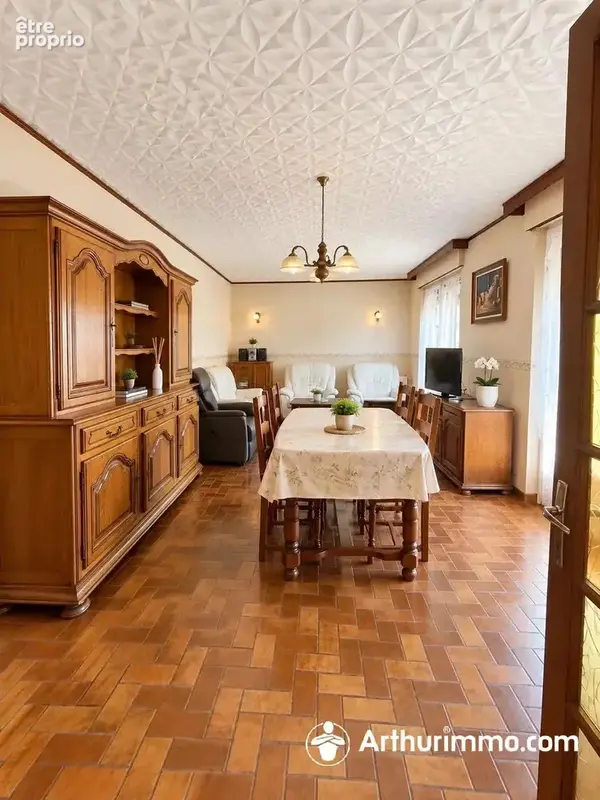 Maison de 5 pièces à L'Isle-sur-le-Doubs, 87 m² - photo 2