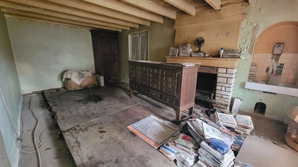 Maison de village à rénover avec dépendances - photo 9