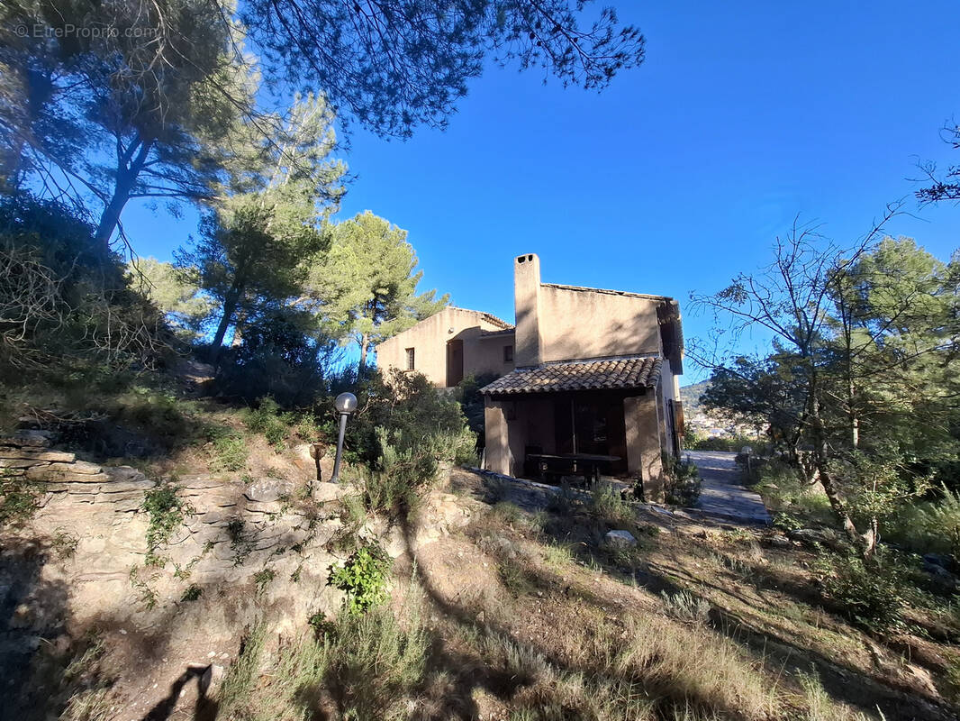 Maison à LA CADIERE-D'AZUR