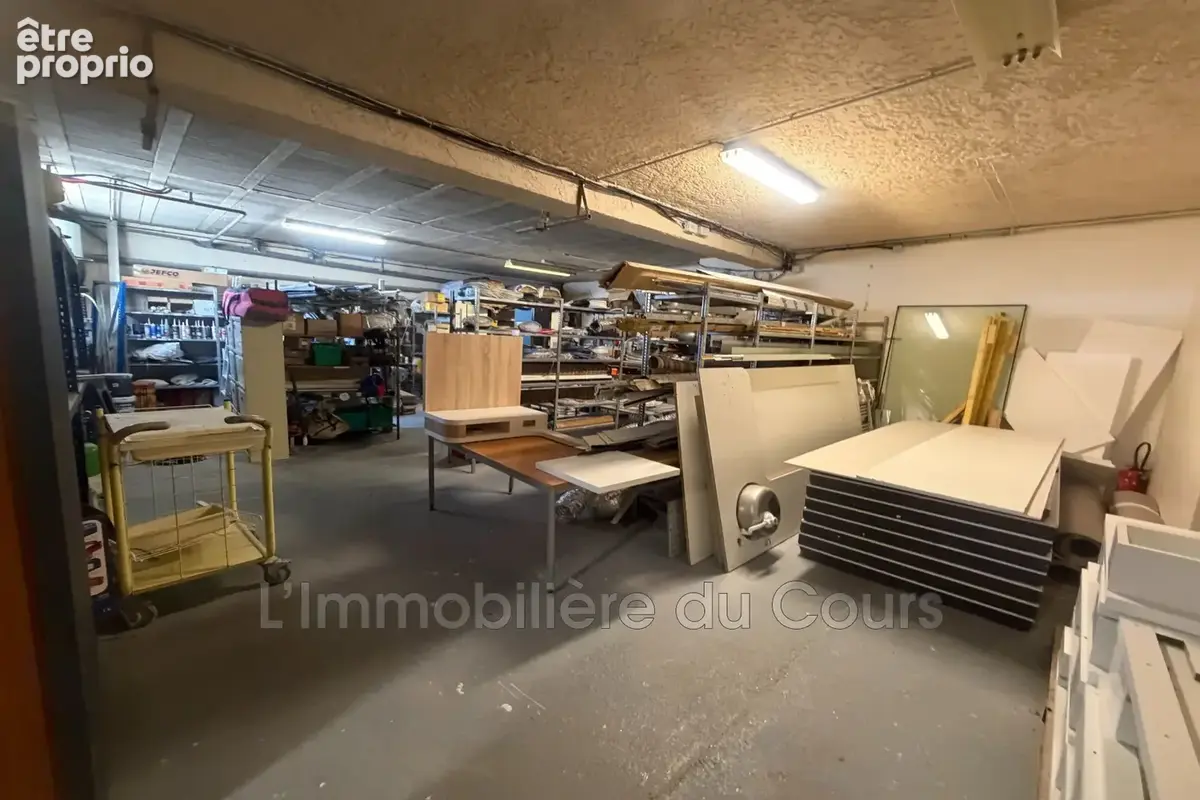 Commerce 700 m² à Chateauneuf-Les-Martigues  - photo 5