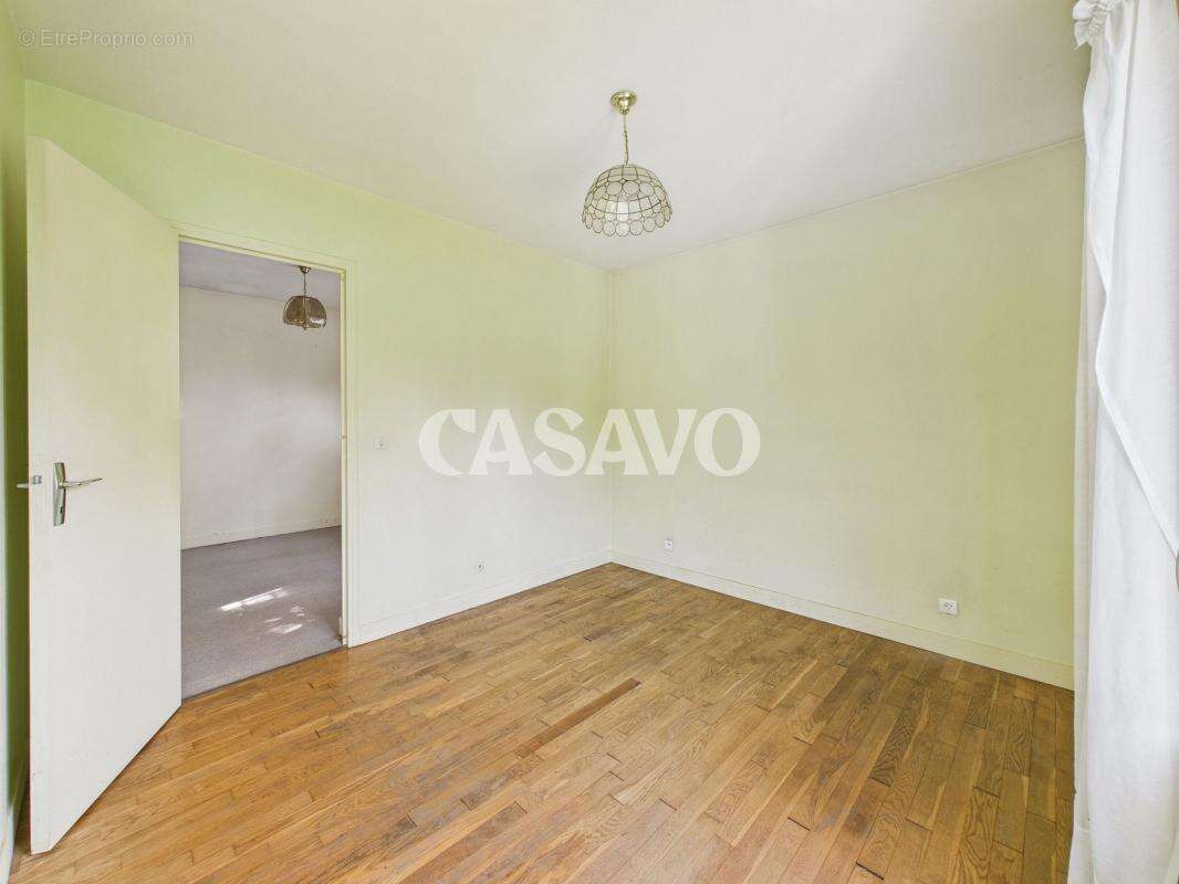 Maison à CHENNEVIERES-SUR-MARNE