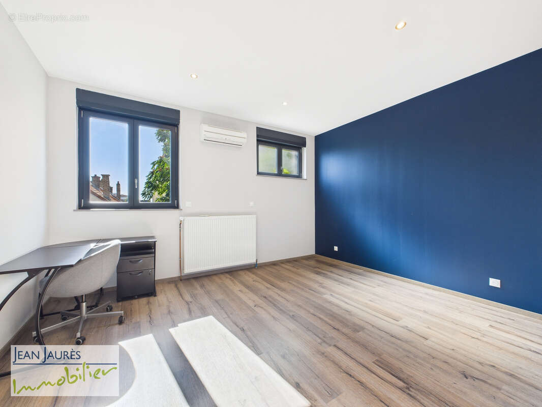 Maison à SAINTE-SAVINE