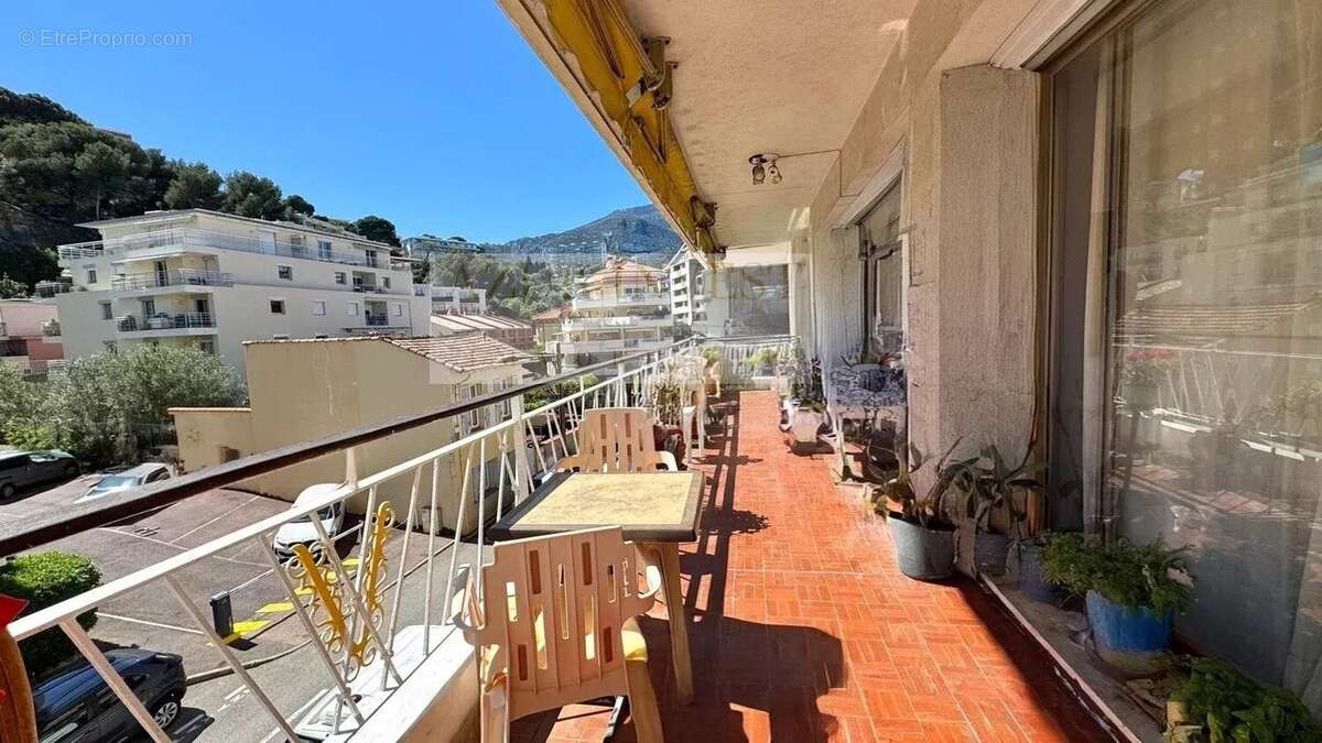 Appartement à ROQUEBRUNE-CAP-MARTIN