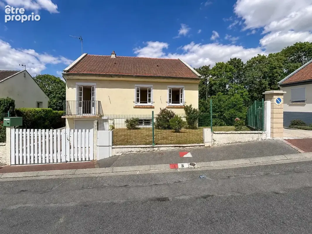 Maison 4 pièces · à Cuffies · 165 000 €