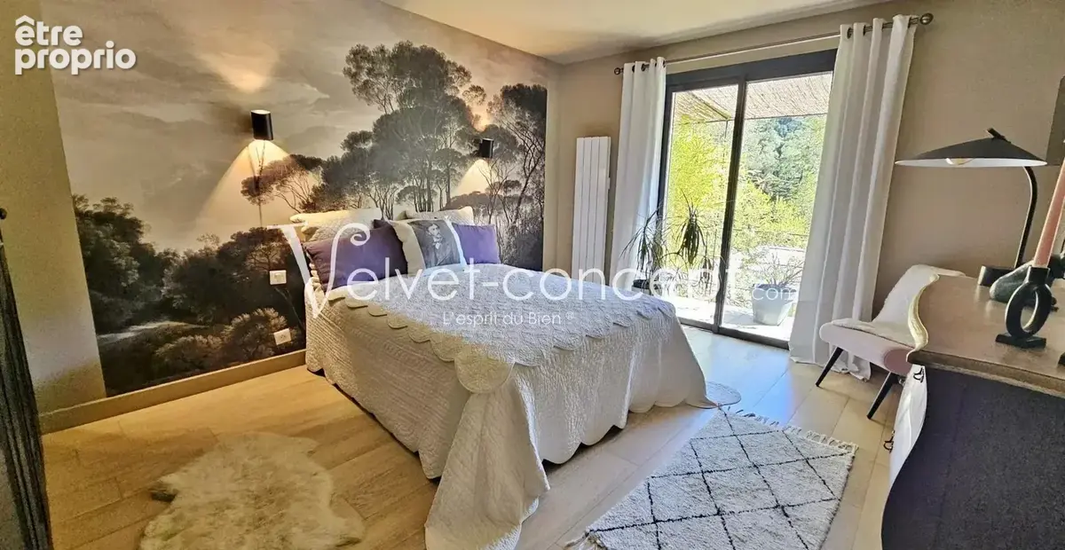 Valbonne  villa de plain pied + dépendance de 2 Pièces - photo 8