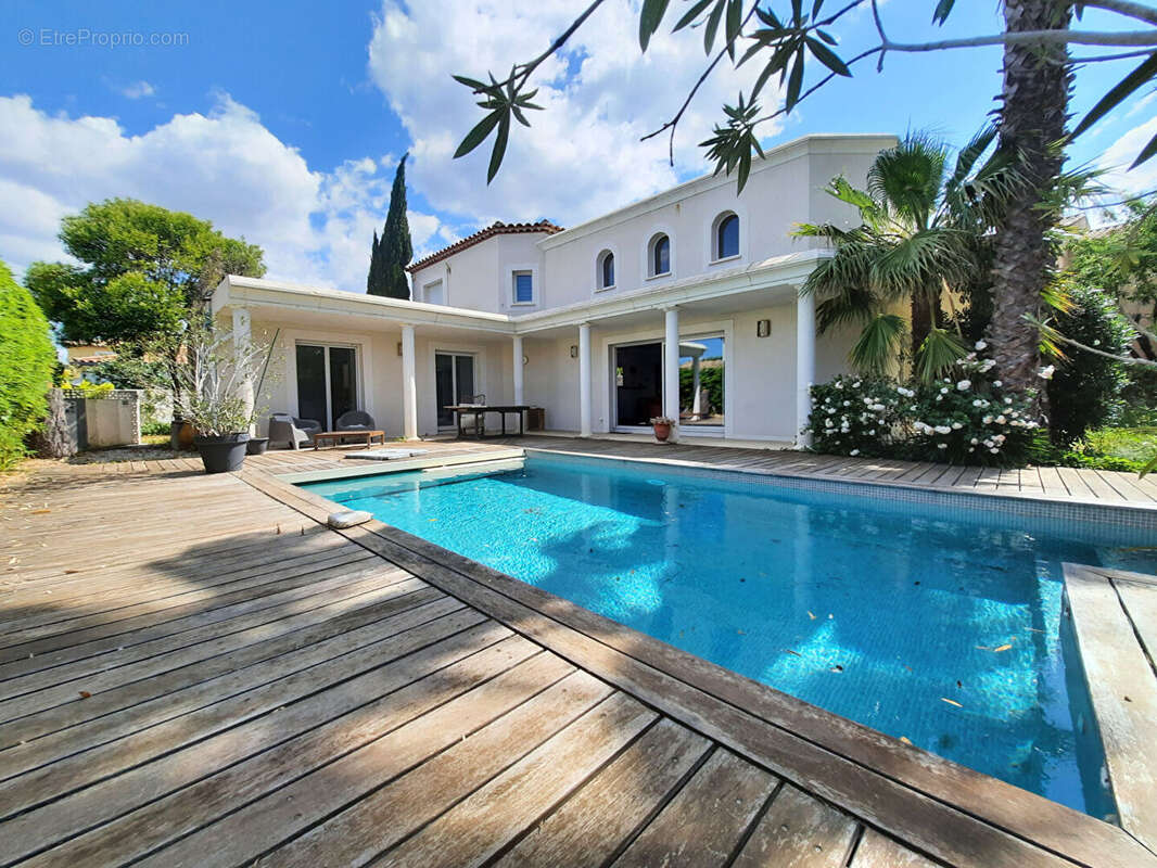 Maison à VILLENEUVE-LES-MAGUELONE