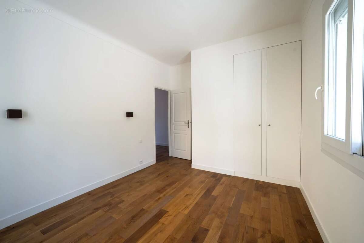 Nice – bas cimiez – 4 pièces en duplex avec balcon – cave – box en option - photo 8