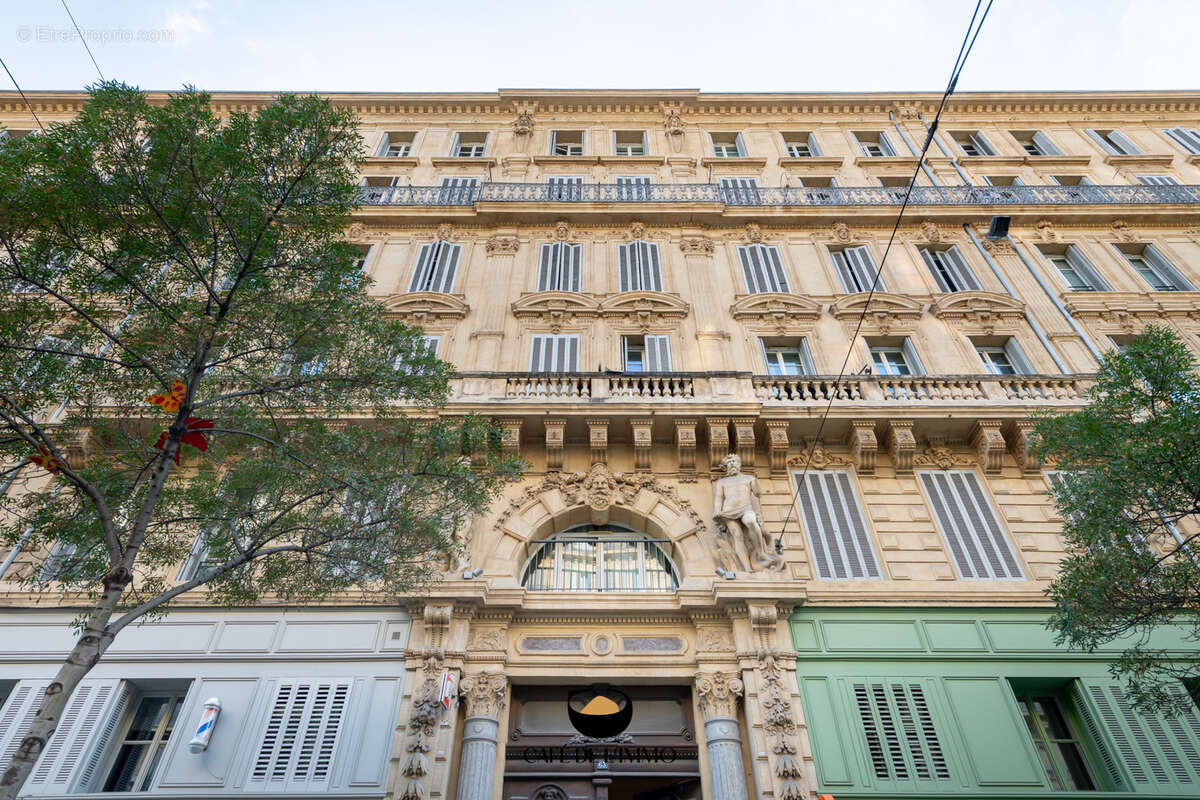 Appartement à MARSEILLE-2E