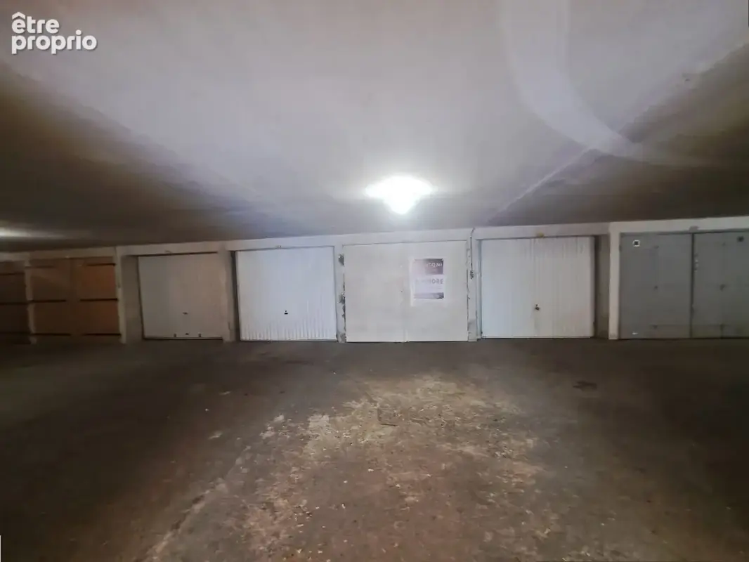 Garage dans résidence sécurisée - photo 4