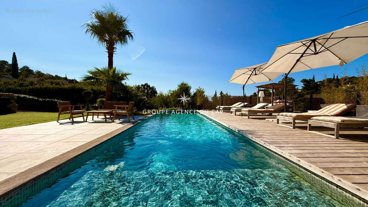 Maison à LES ISSAMBRES