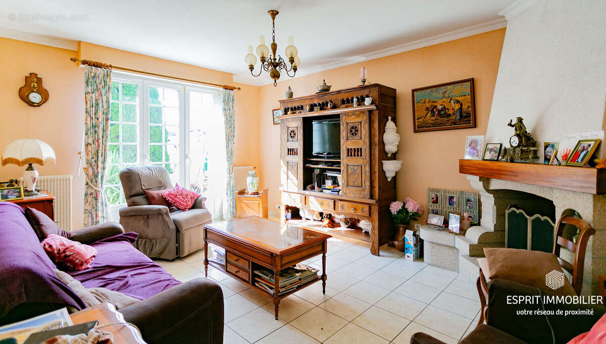 Trégunc - Maison familiale avec vie de plain-pied, 6 chambres, proche commerces - photo 5