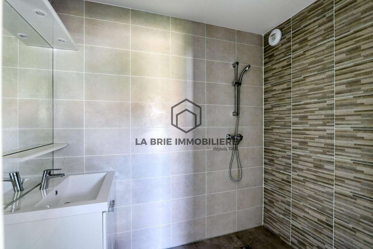 Maison 121 m² à Mennecy  - photo 6