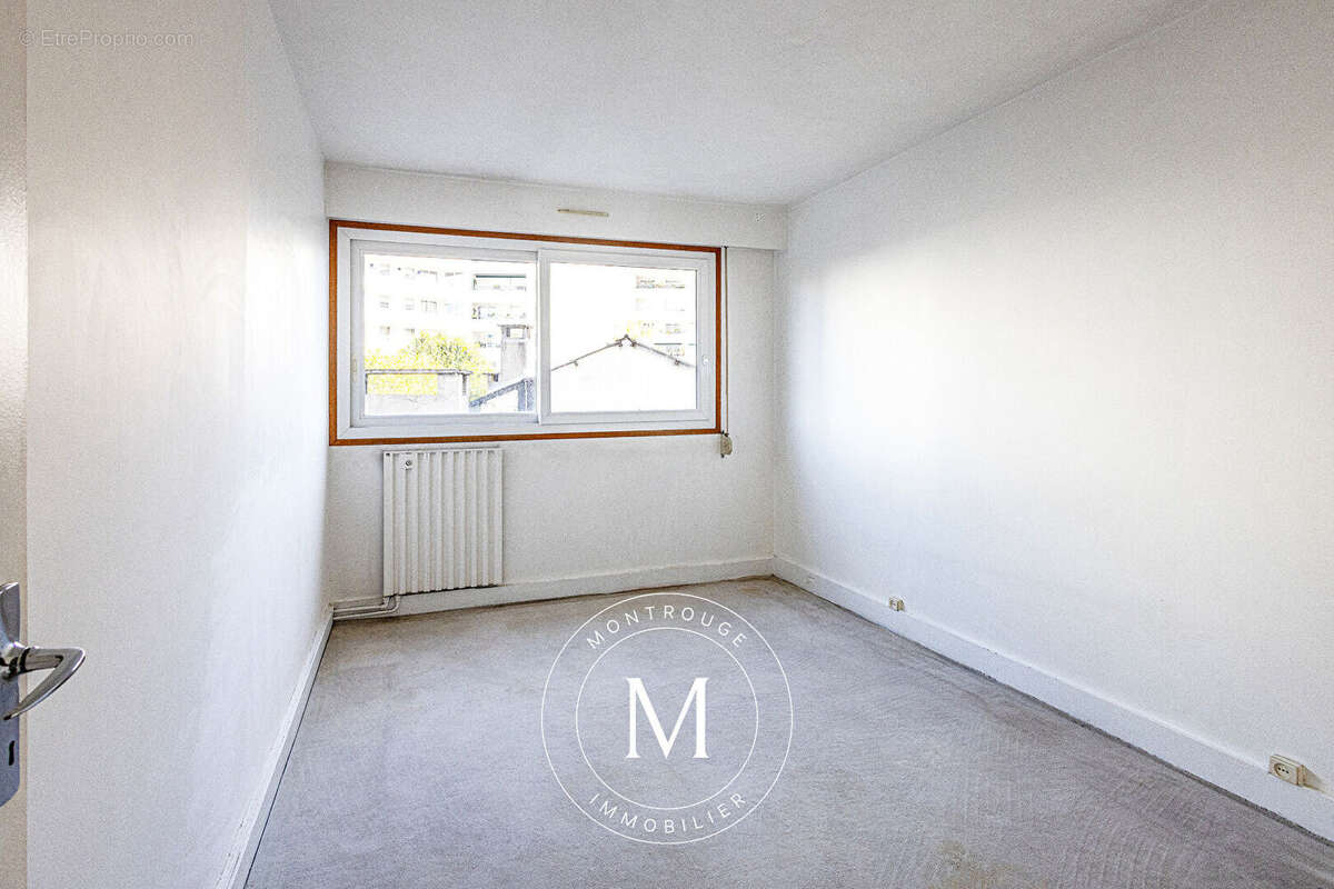 Appartement à MONTROUGE