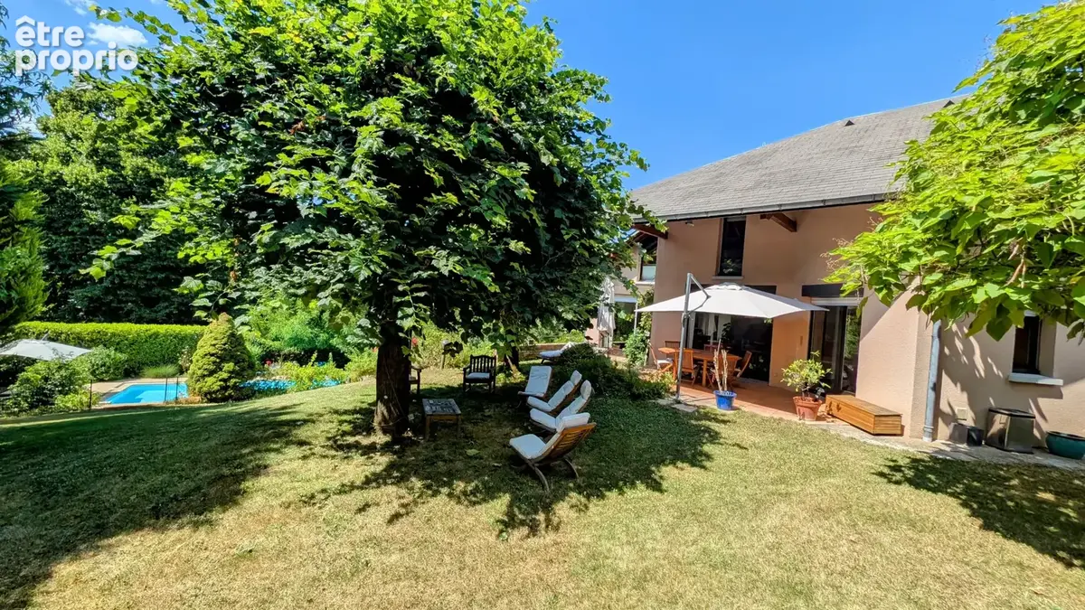 Villa d'architecte sur magnifique parc avec piscine - photo 4