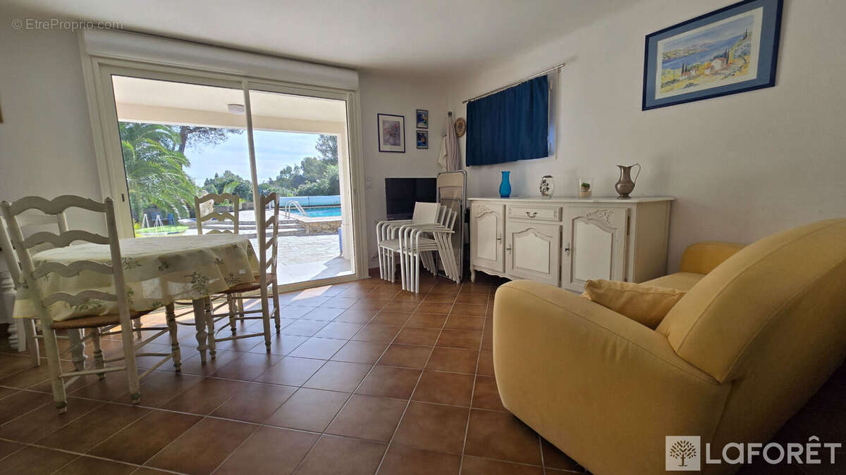 Maison à SAINT-RAPHAEL
