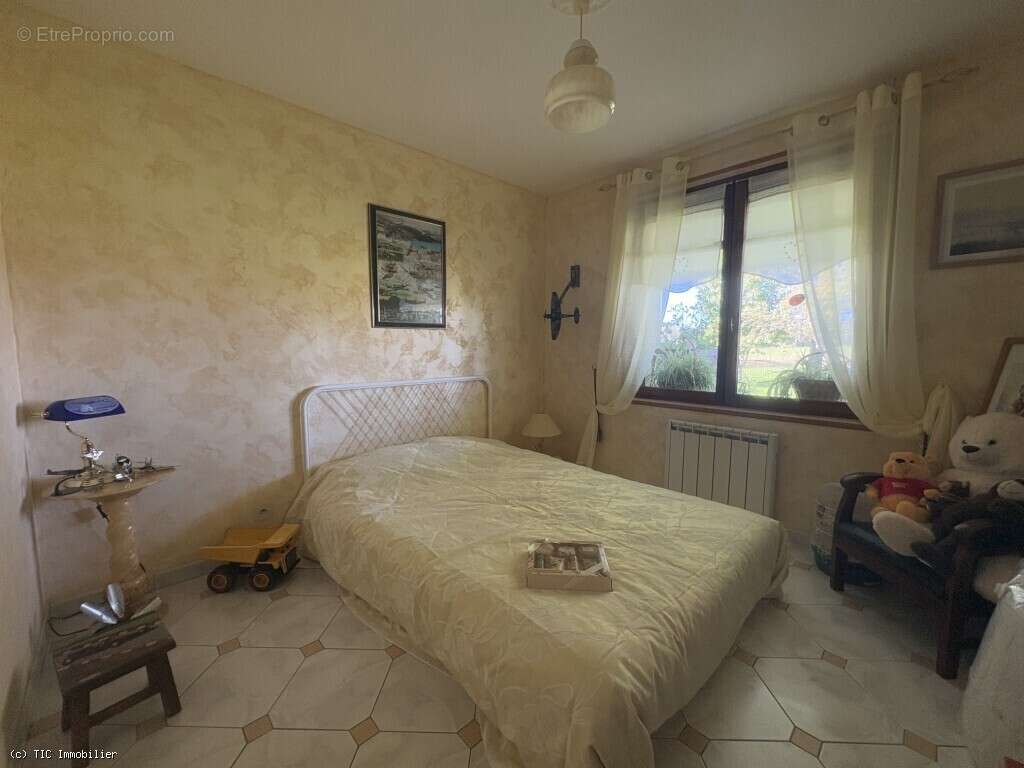 Maison à TONNAY-BOUTONNE