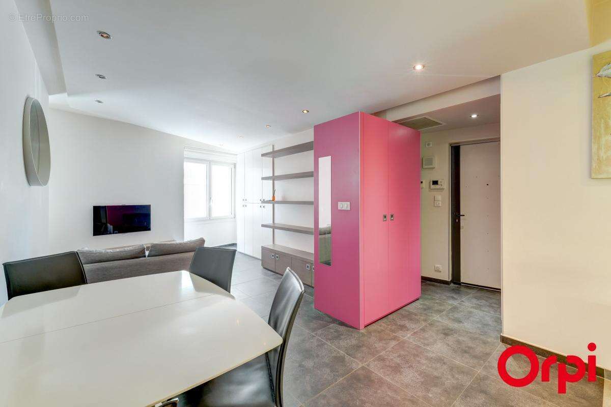 Appartement À Vendre - photo 5