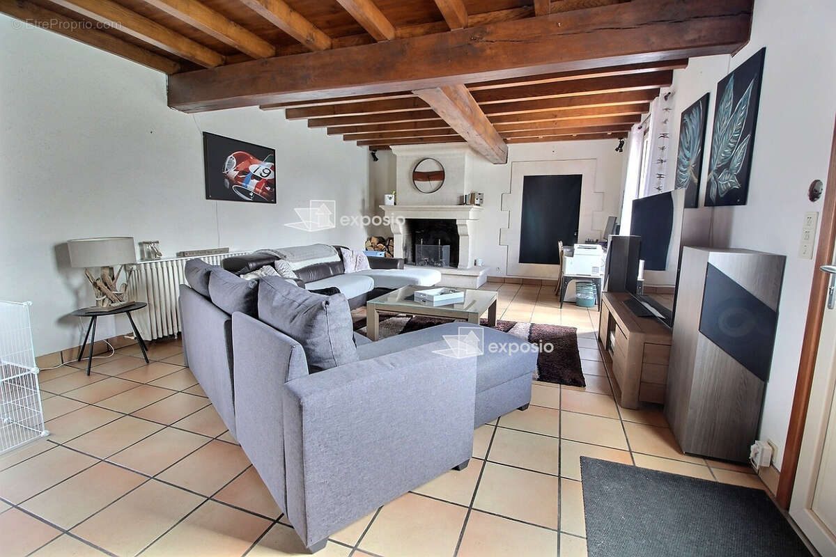 Maison à GERMOND-ROUVRE