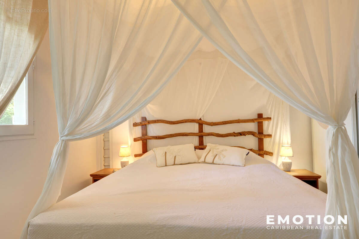 Maison à SAINTE-ROSE