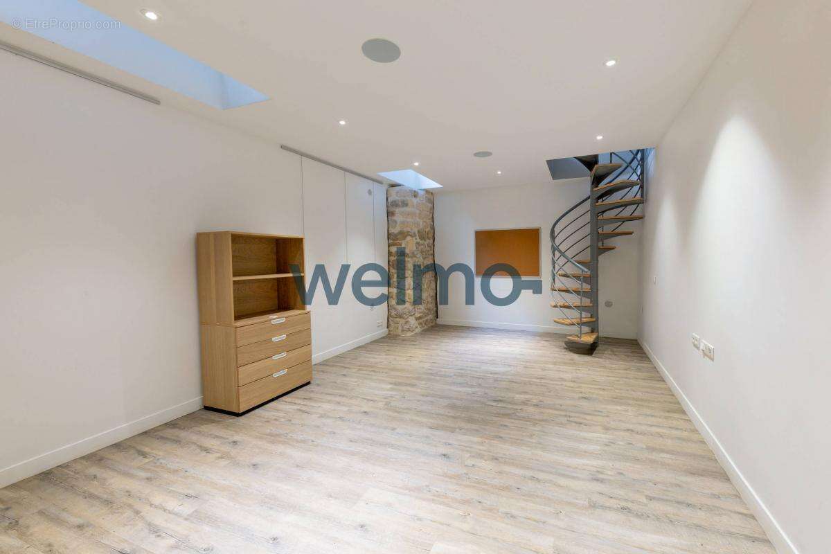 Appartement à PARIS-4E