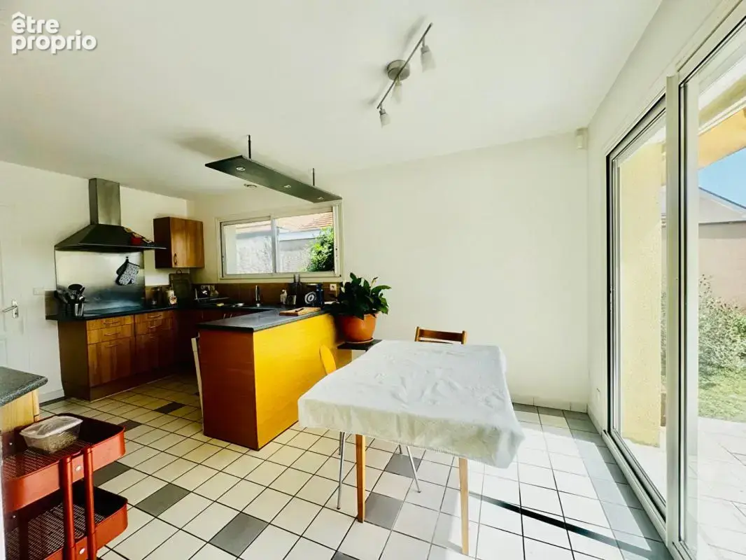 Maison Idron 7 pièce(s) 197 m2 environ - photo 6