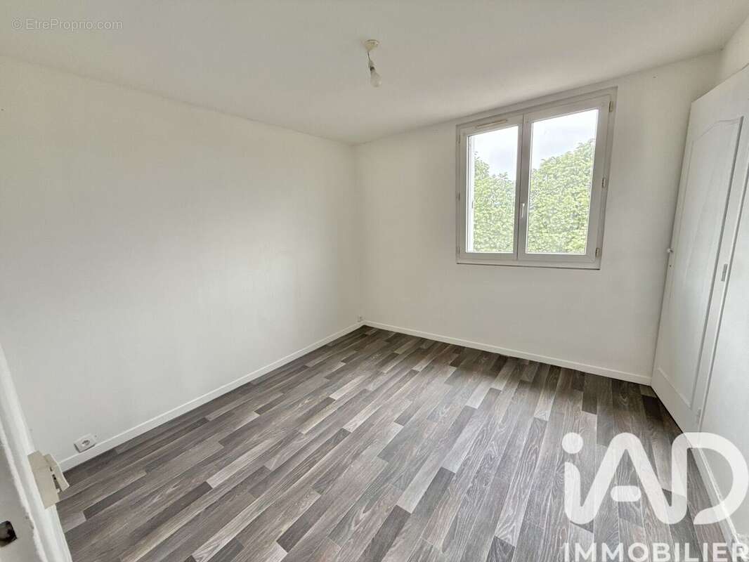 Appartement 65 m² à Saint-Maurice-D'etelan  - photo 4